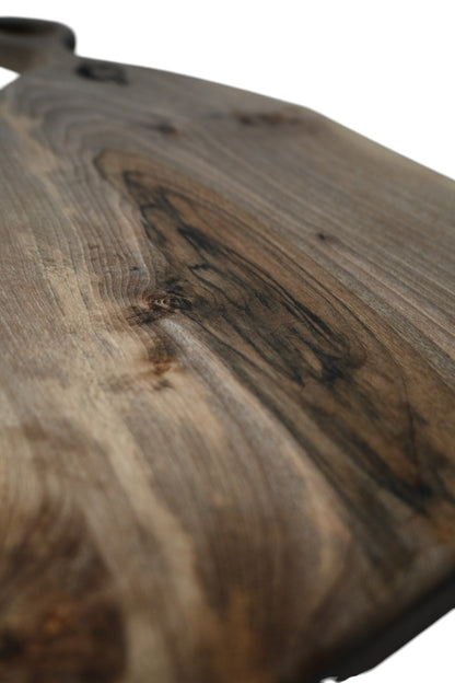 Platou / Tocător cu mâner | Nuc  | Live Edge